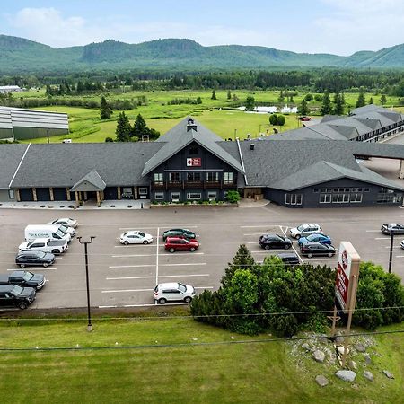 Best Western Plus Norwester Hotel & Conference Centre Тандер-Бей Екстер'єр фото
