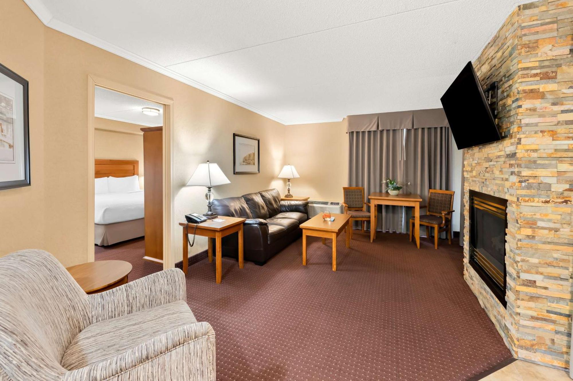 Best Western Plus Norwester Hotel & Conference Centre Тандер-Бей Екстер'єр фото