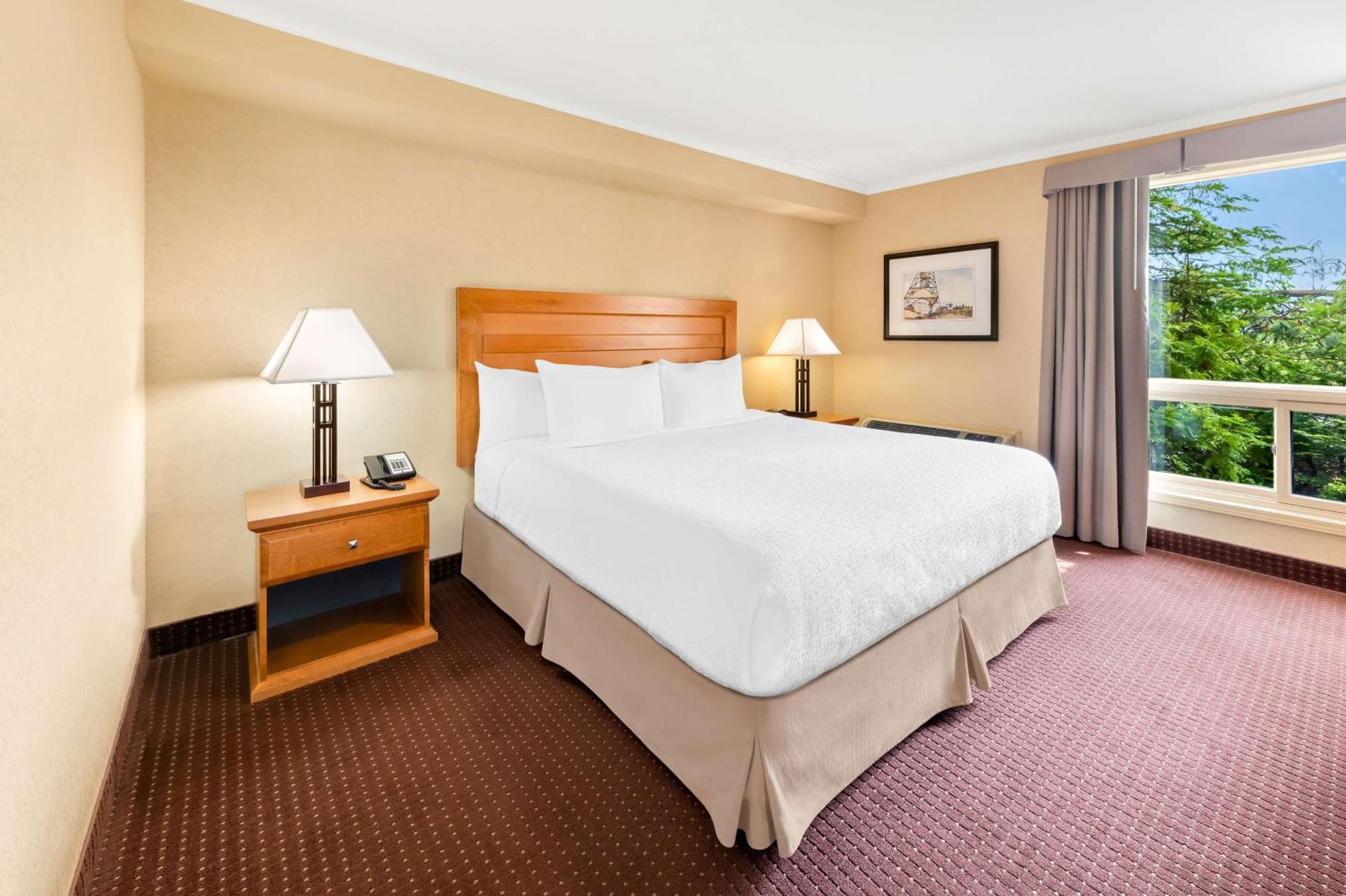 Best Western Plus Norwester Hotel & Conference Centre Тандер-Бей Екстер'єр фото